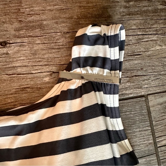 Michael Kors One Shoulder Striped Swimsuit Size 6 - Picture 2 of 7